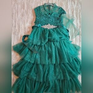 Trish Scully Child Elegant Green Tulle Gown Size 6